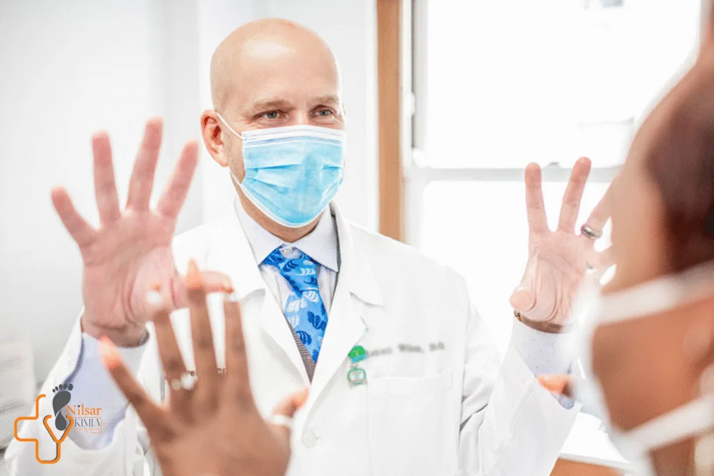 برای درمان نوروپاتی به چه دکتری مراجعه کنیم ؟